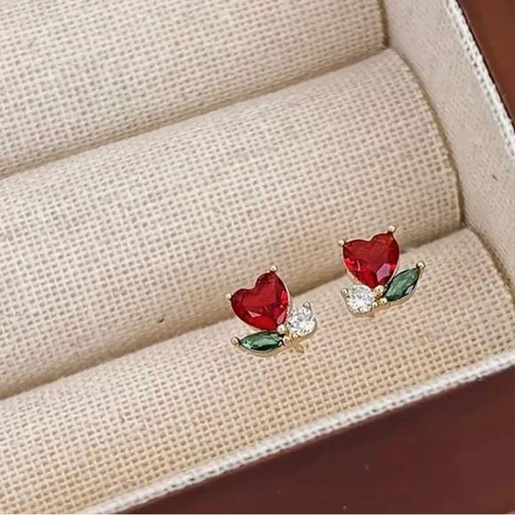 Red Rose Hearts Rhinestone Earrings Valentine’s Day - Picture 6 of 6